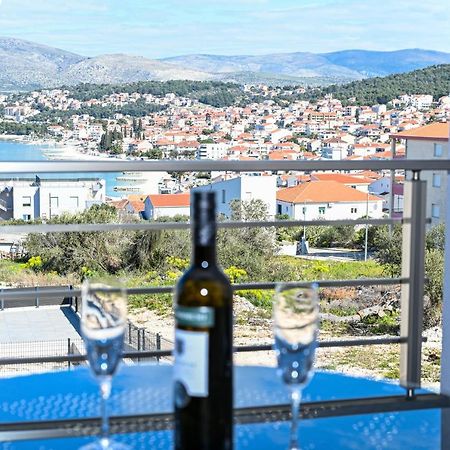Luxury Apartment With Swimming Pool Ana Trogir Exteriör bild