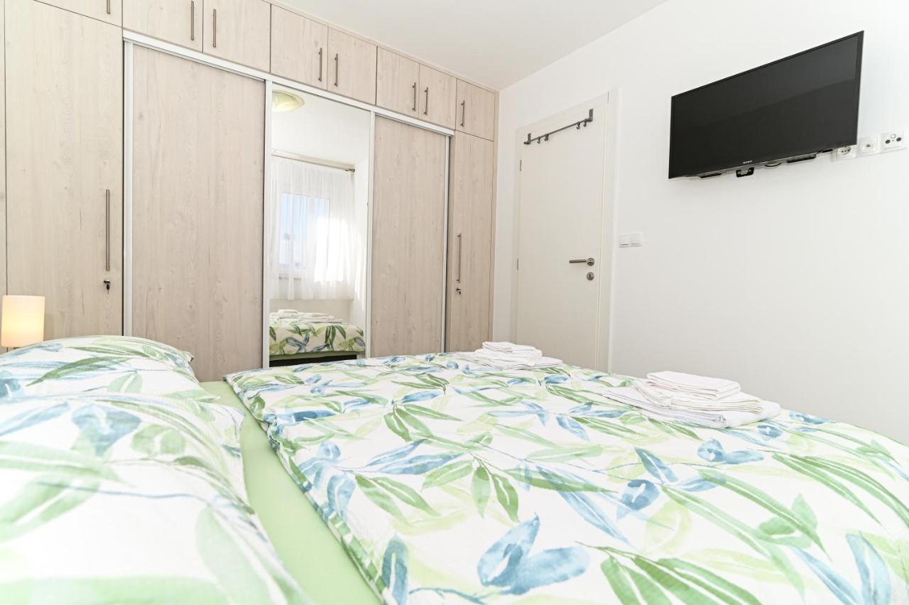 Luxury Apartment With Swimming Pool Ana Trogir Exteriör bild