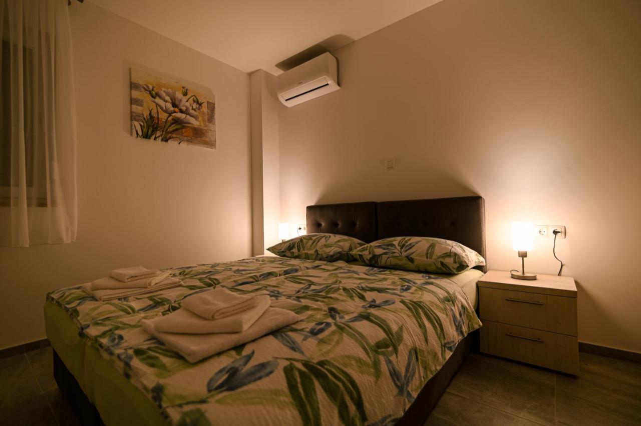 Luxury Apartment With Swimming Pool Ana Trogir Exteriör bild
