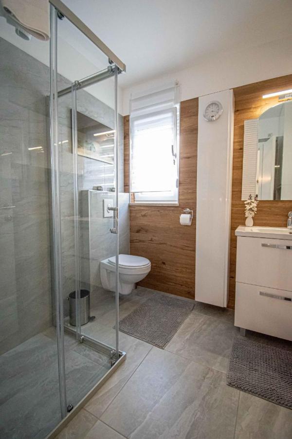 Luxury Apartment With Swimming Pool Ana Trogir Exteriör bild